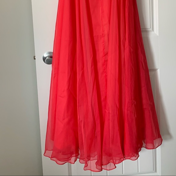 Beautiful Grad Dress - Picture 6 of 6